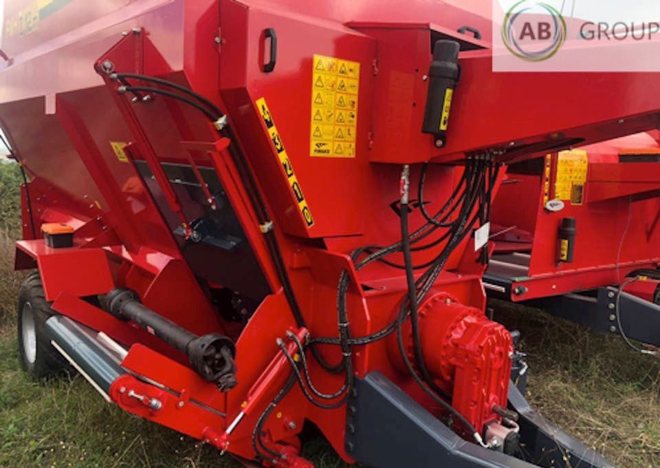 Fimaks Feeder Mixer FMHII 12m3 - עגלת מערבל מספוא: תמונה 4 Fimaks Feeder Mixer FMHII 12m3 - עגלת מערבל מספוא: תמונה 4