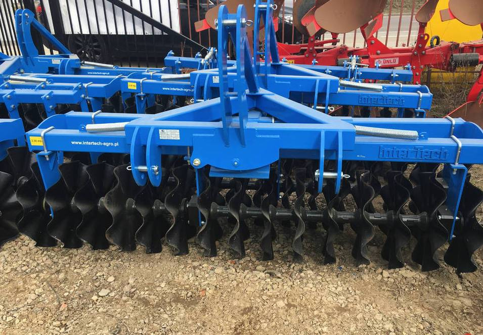 Inter-Tech front disc cultivator 2.5 m with flat bar drag BAP01 - ON STOCK - משדדת דיסק: תמונה 1 Inter-Tech front disc cultivator 2.5 m with flat bar drag BAP01 - ON STOCK - משדדת דיסק: תמונה 1