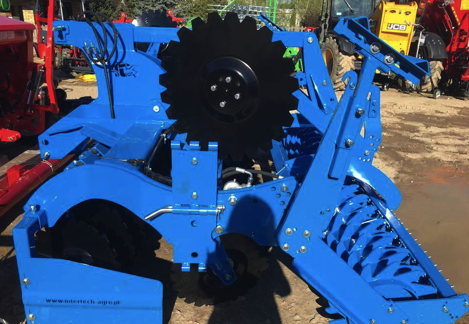 Inter-tech disc cultivator BAT02, 3,0 m - משדדת דיסק: תמונה 2 Inter-tech disc cultivator BAT02, 3,0 m - משדדת דיסק: תמונה 2