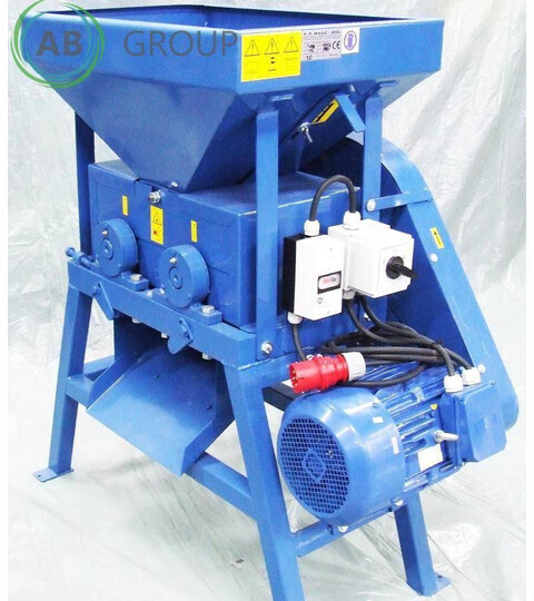 MASZ-ROL zgniatacz ziarna T270-300/5,5 - ציוד לבעלי חיים: תמונה 1 MASZ-ROL zgniatacz ziarna T270-300/5,5 - ציוד לבעלי חיים: תמונה 1