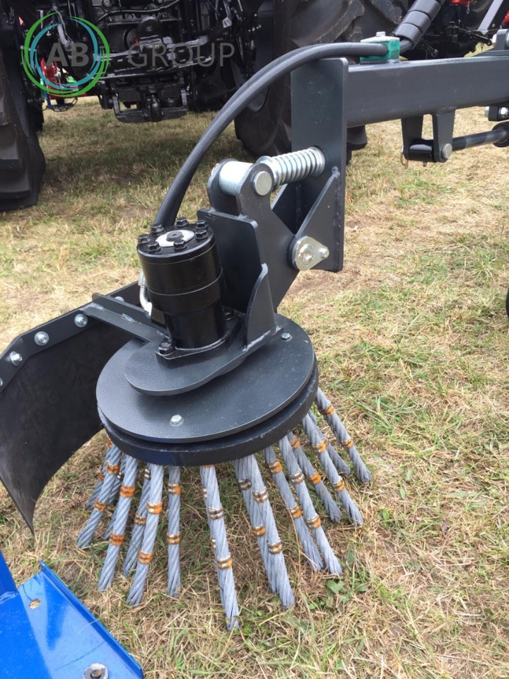 Metal-Technik weeder brush - מטאטא: תמונה 3 Metal-Technik weeder brush - מטאטא: תמונה 3