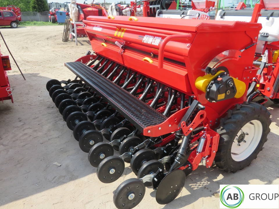 Ozdoken grain seeder Pertum S300, 3 m - single-disc coulter type - on stock - מקדחת זרעים: תמונה 1 Ozdoken grain seeder Pertum S300, 3 m - single-disc coulter type - on stock - מקדחת זרעים: תמונה 1