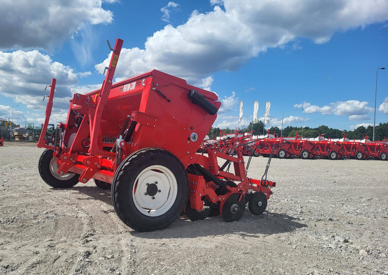 Ozdoken mechanical seed drill Pertum-S 300 - double-disc - on stock - מקדחת זרעים: תמונה 4 Ozdoken mechanical seed drill Pertum-S 300 - double-disc - on stock - מקדחת זרעים: תמונה 4