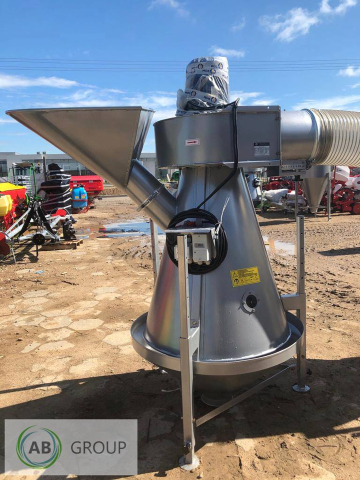 POM Augustów grain separator M502/1 - on stock! - מנקה דגנים: תמונה 2 POM Augustów grain separator M502/1 - on stock! - מנקה דגנים: תמונה 2