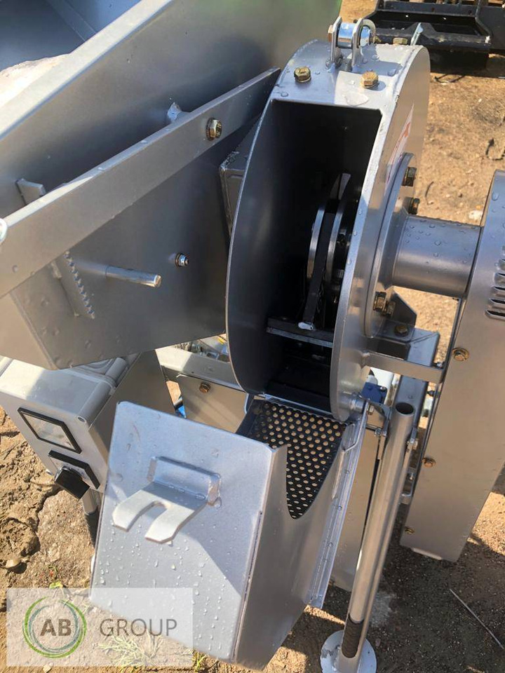 POM Augustów grain shredder H115/1 - ציוד לאחר הקציר: תמונה 3 POM Augustów grain shredder H115/1 - ציוד לאחר הקציר: תמונה 3