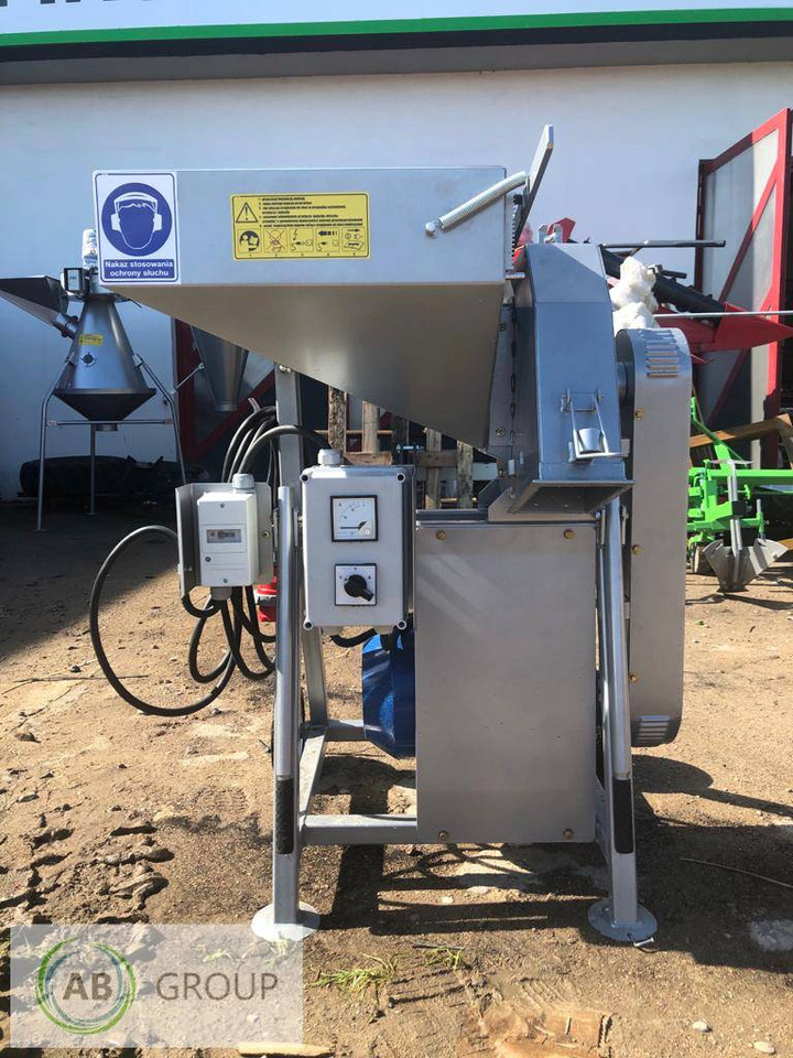 POM Augustów grain shredder H115/1 - ציוד לאחר הקציר: תמונה 1 POM Augustów grain shredder H115/1 - ציוד לאחר הקציר: תמונה 1