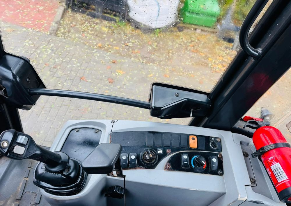 מעמיס גלגלים Caterpillar 907H: תמונה 16 מעמיס גלגלים Caterpillar 907H: תמונה 16