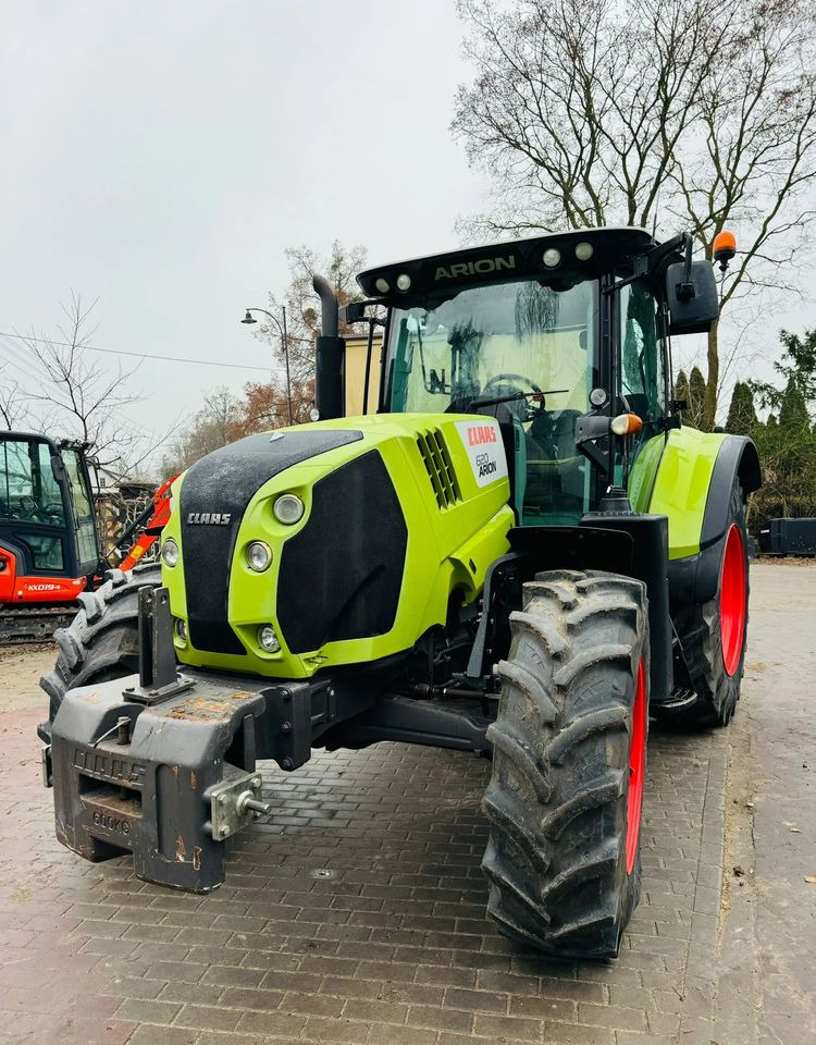 Claas Arion 620 - טרקטור חקלאי: תמונה 2 Claas Arion 620 - טרקטור חקלאי: תמונה 2