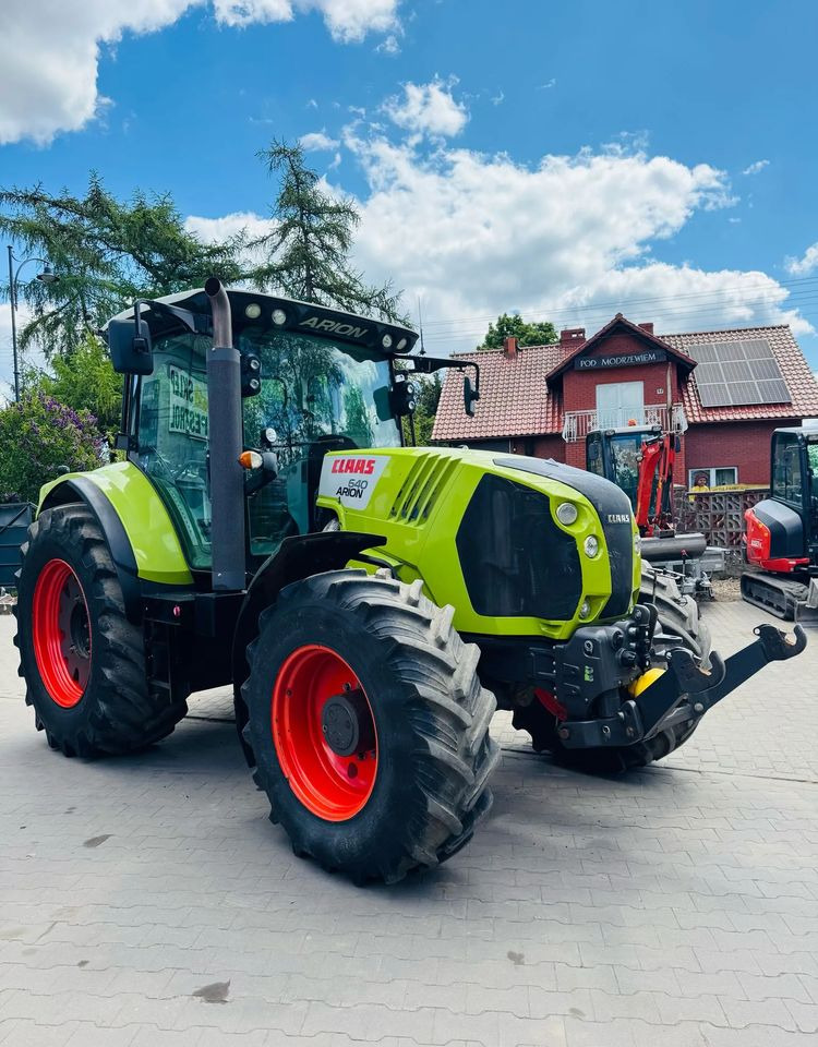 Claas Arion 640 - טרקטור חקלאי: תמונה 4 Claas Arion 640 - טרקטור חקלאי: תמונה 4