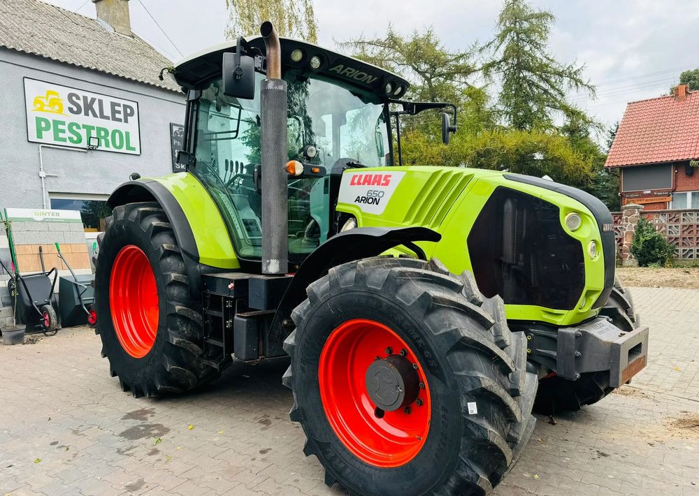 Claas Arion 650 - טרקטור חקלאי: תמונה 1 Claas Arion 650 - טרקטור חקלאי: תמונה 1