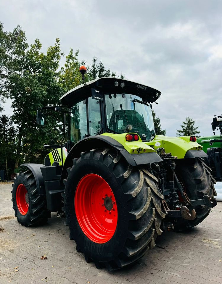 Claas Arion 650 - טרקטור חקלאי: תמונה 4 Claas Arion 650 - טרקטור חקלאי: תמונה 4