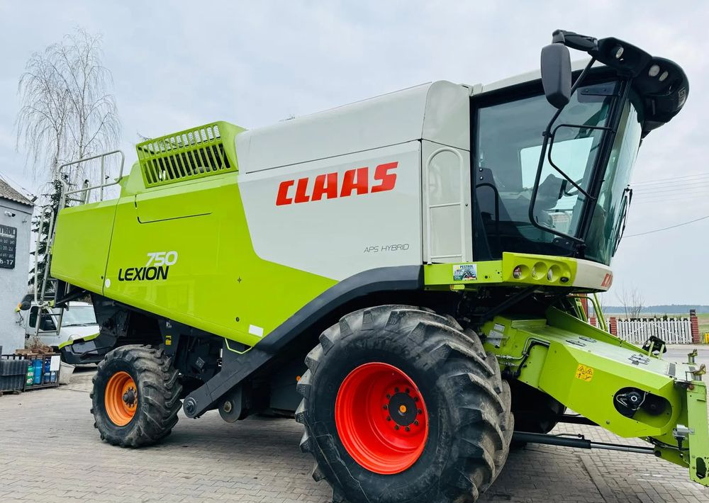 Claas LEXION 750 APS HYBRID - מקצרת קומבינה: תמונה 3 Claas LEXION 750 APS HYBRID - מקצרת קומבינה: תמונה 3