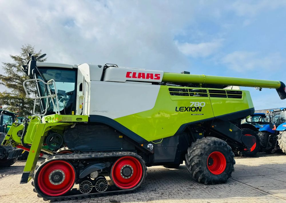 Claas Lexion 780 TT - מקצרת קומבינה: תמונה 1 Claas Lexion 780 TT - מקצרת קומבינה: תמונה 1