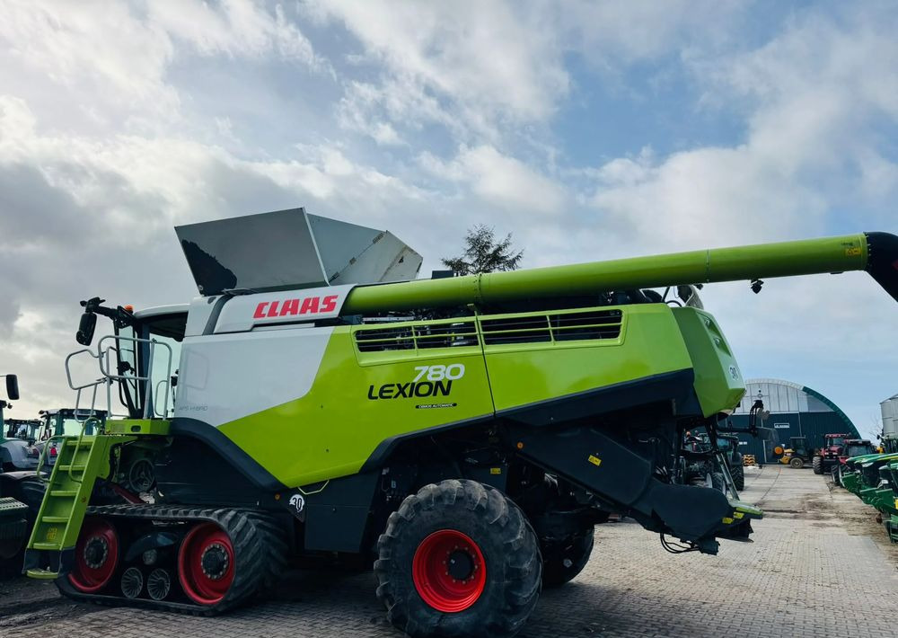 Claas Lexion 780 TT - מקצרת קומבינה: תמונה 5 Claas Lexion 780 TT - מקצרת קומבינה: תמונה 5