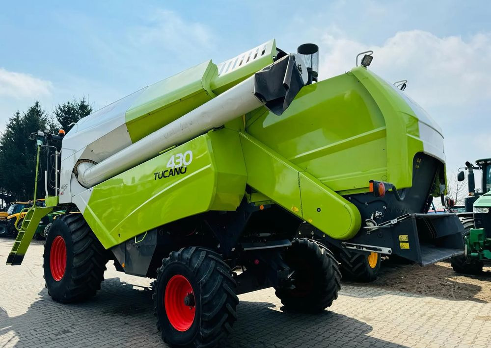 Claas Tucano 430 APS - מקצרת קומבינה: תמונה 2 Claas Tucano 430 APS - מקצרת קומבינה: תמונה 2