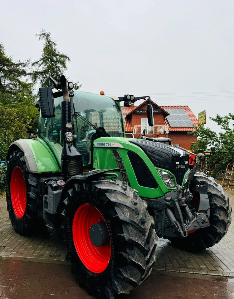 Fendt 724 VARIO PROFI - טרקטור חקלאי: תמונה 1 Fendt 724 VARIO PROFI - טרקטור חקלאי: תמונה 1