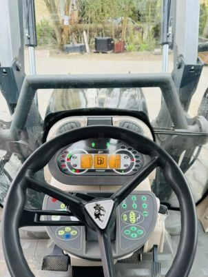 Fendt 828 VARIO PROFI PLUS - טרקטור חקלאי: תמונה 2 Fendt 828 VARIO PROFI PLUS - טרקטור חקלאי: תמונה 2