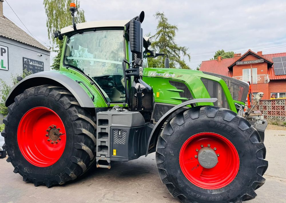 Fendt 828 Vario Profi Plus - טרקטור חקלאי: תמונה 5 Fendt 828 Vario Profi Plus - טרקטור חקלאי: תמונה 5