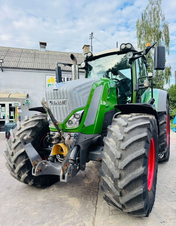 Fendt 828 Vario Profi Plus - טרקטור חקלאי: תמונה 1 Fendt 828 Vario Profi Plus - טרקטור חקלאי: תמונה 1