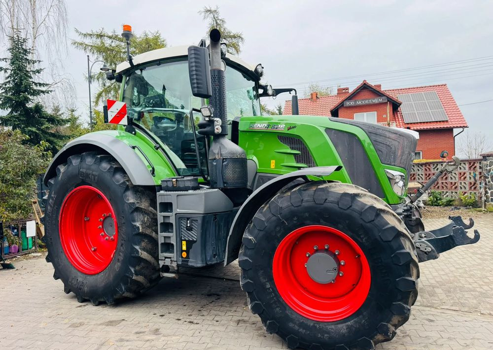 Fendt 828 Vario Profi - טרקטור חקלאי: תמונה 4 Fendt 828 Vario Profi - טרקטור חקלאי: תמונה 4