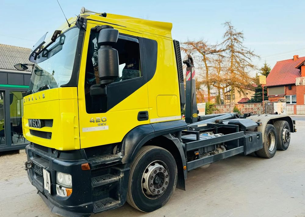 Iveco STRALIS - משאית הרמת וו: תמונה 1 Iveco STRALIS - משאית הרמת וו: תמונה 1