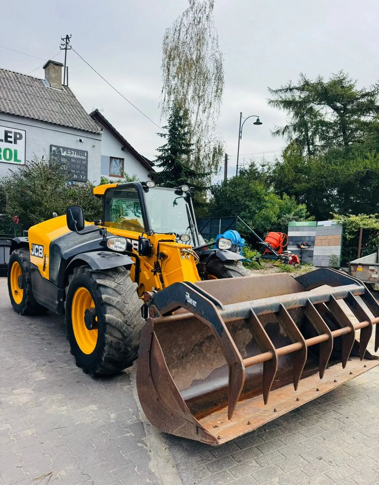 JCB 527-58 AGRI PLUS - מפעיל טלסקופי: תמונה 2 JCB 527-58 AGRI PLUS - מפעיל טלסקופי: תמונה 2