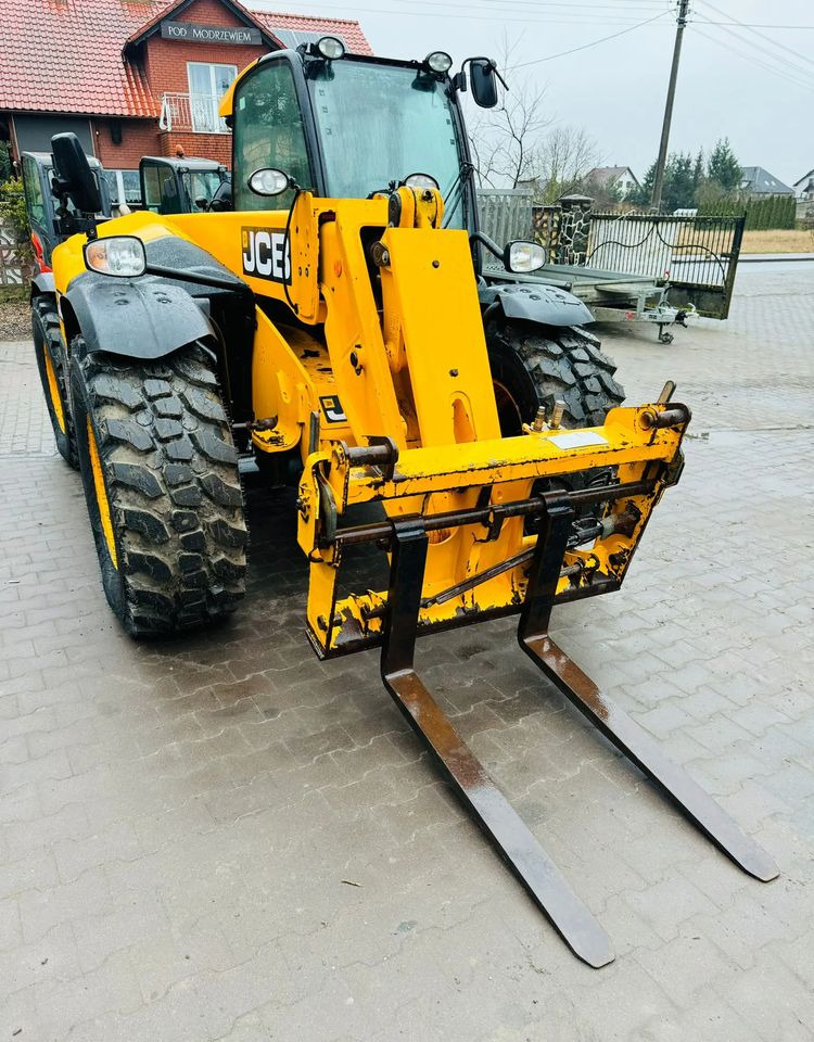 JCB 536-60 Agri Plus - מפעיל טלסקופי: תמונה 2 JCB 536-60 Agri Plus - מפעיל טלסקופי: תמונה 2