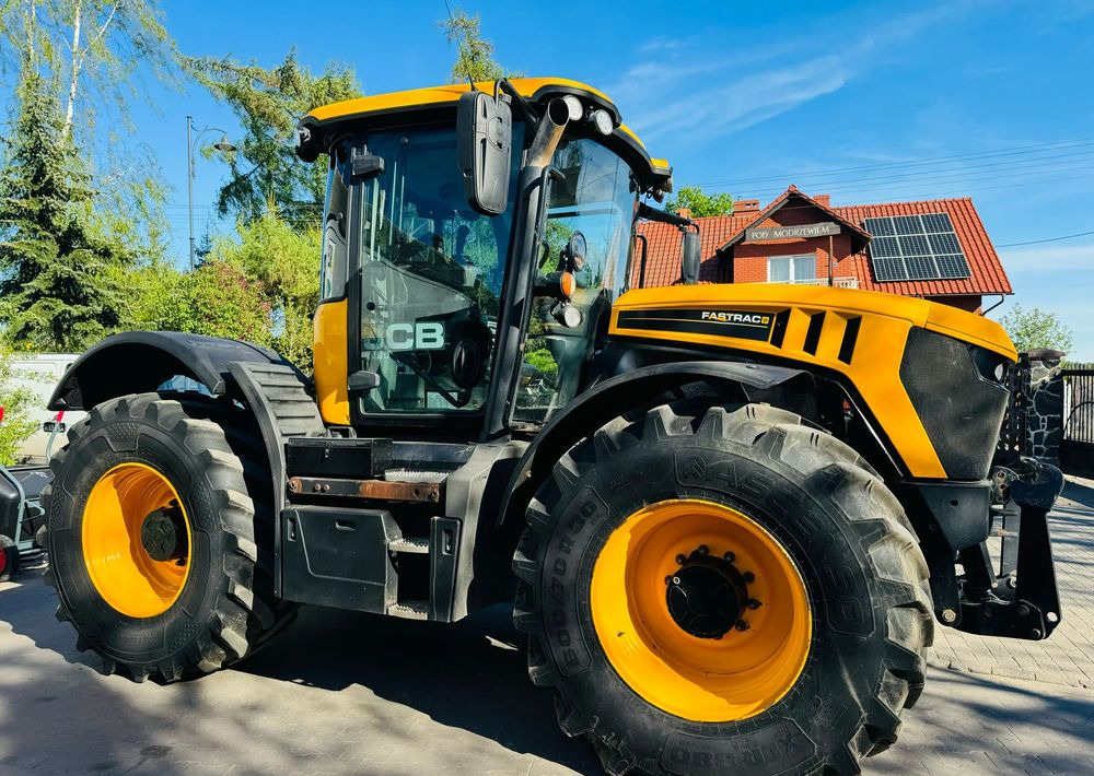 טרקטור חקלאי JCB Fastrac 4220: תמונה 8