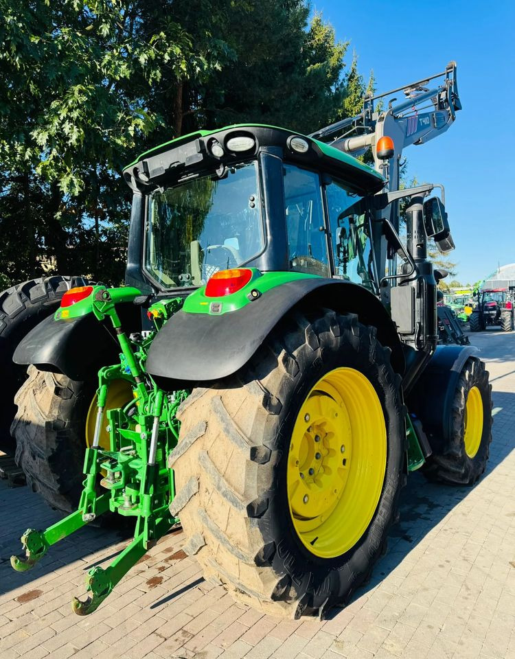 טרקטור חקלאי John Deere 6110M: תמונה 15