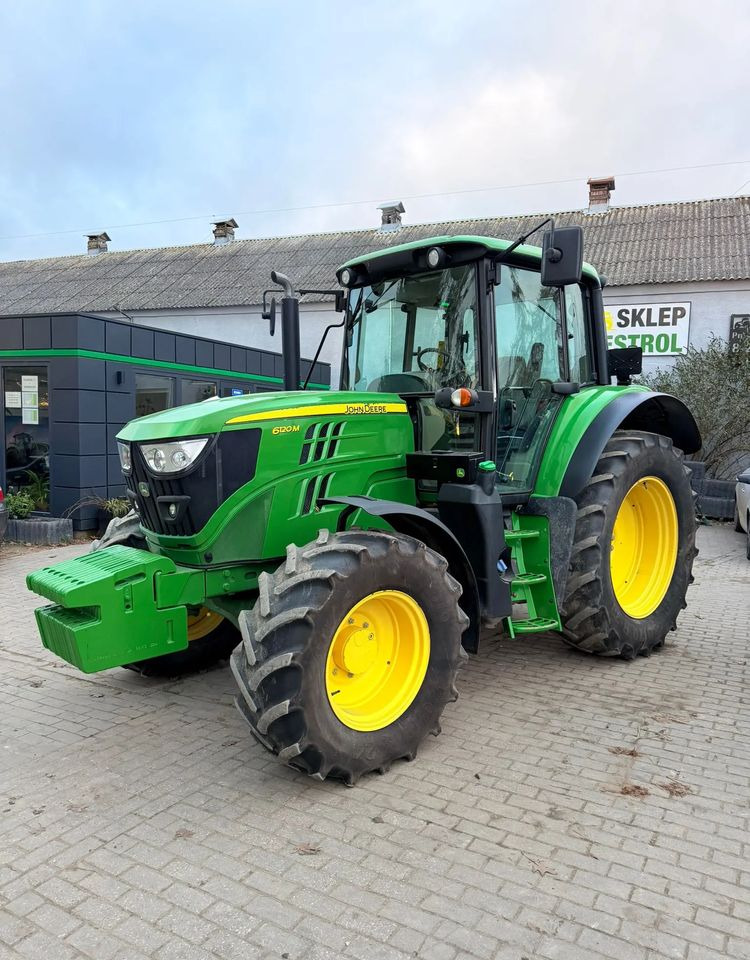 John Deere 6120M - טרקטור חקלאי: תמונה 1 John Deere 6120M - טרקטור חקלאי: תמונה 1