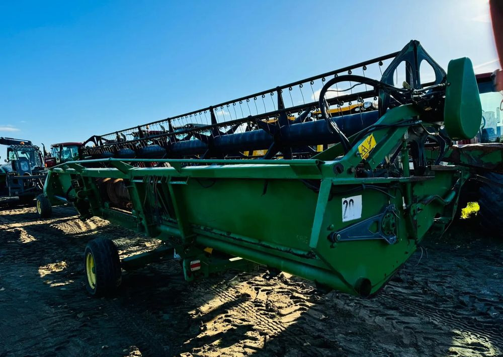 John Deere 630R - ראש תבואה: תמונה 2 John Deere 630R - ראש תבואה: תמונה 2