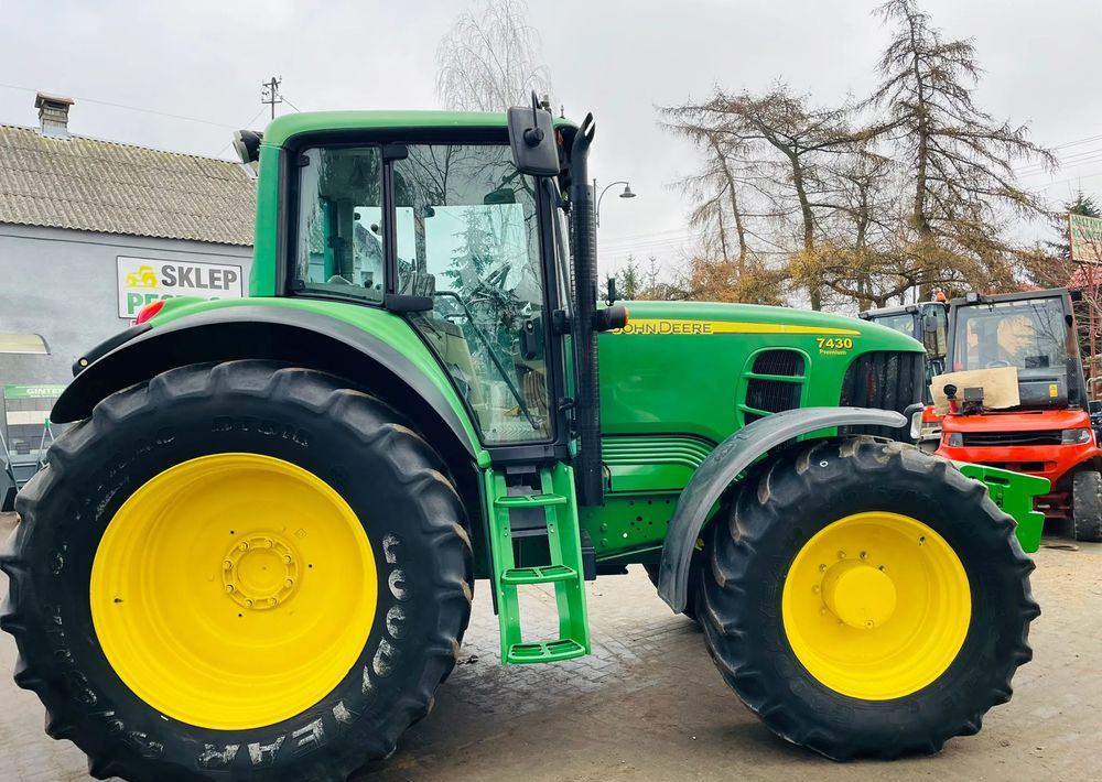 John Deere 7430 - טרקטור חקלאי: תמונה 5 John Deere 7430 - טרקטור חקלאי: תמונה 5