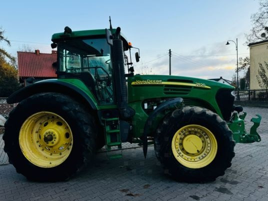 John Deere 7820 - טרקטור חקלאי: תמונה 5 John Deere 7820 - טרקטור חקלאי: תמונה 5
