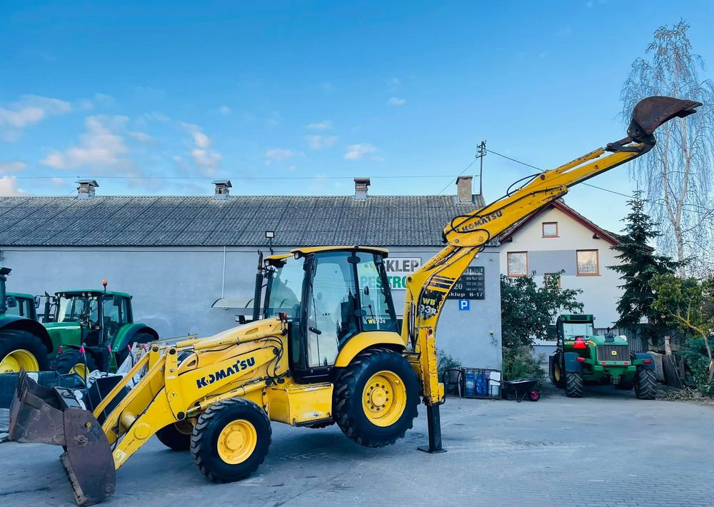 Komatsu WB93R - מחפרון: תמונה 2 Komatsu WB93R - מחפרון: תמונה 2