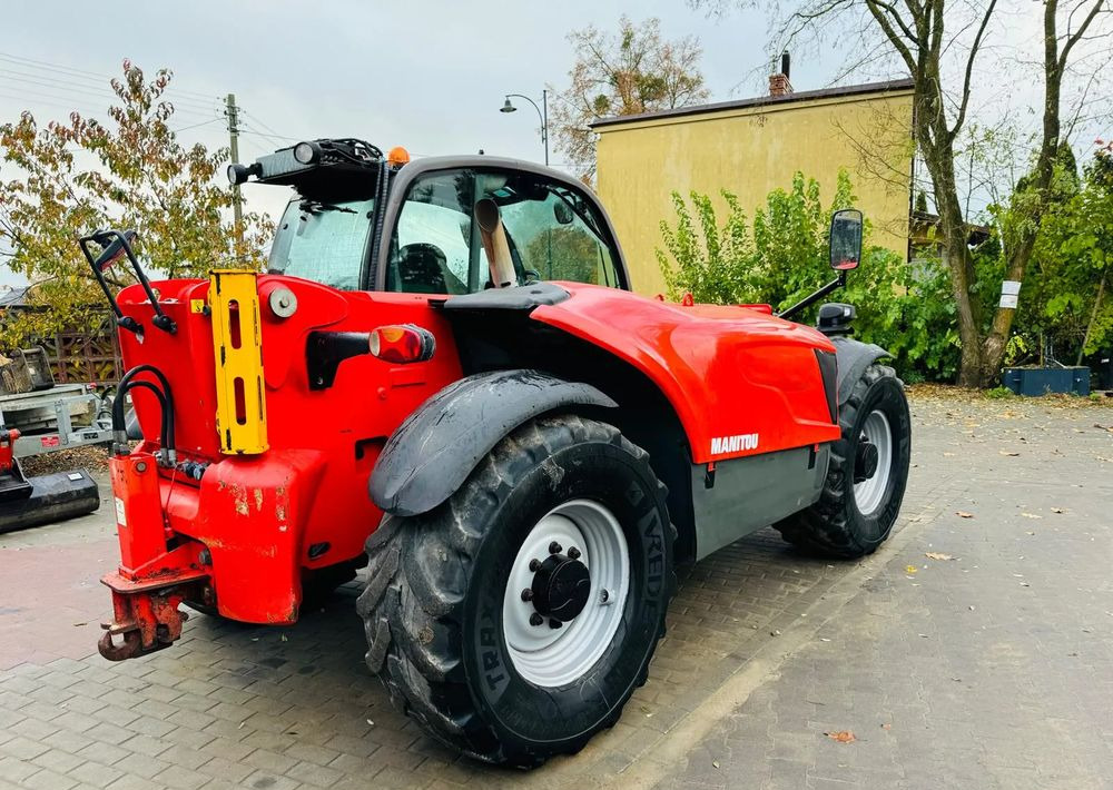 Manitou 840-137 - מפעיל טלסקופי: תמונה 2 Manitou 840-137 - מפעיל טלסקופי: תמונה 2