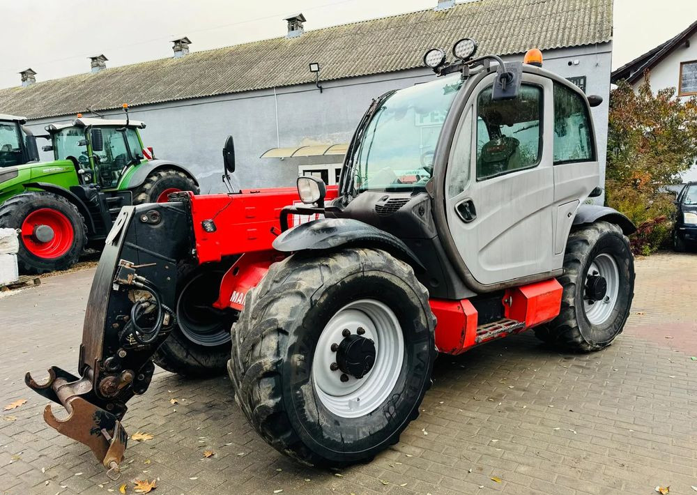 Manitou 840-137 - מפעיל טלסקופי: תמונה 5 Manitou 840-137 - מפעיל טלסקופי: תמונה 5