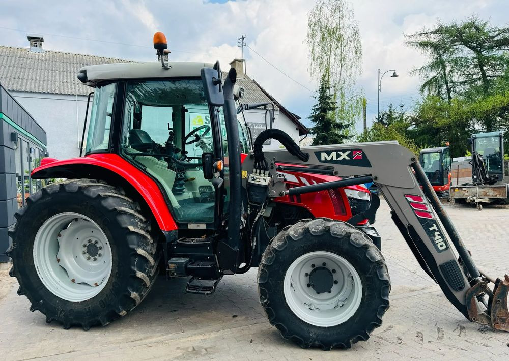 Massey Ferguson 5608 Dyna 4 - טרקטור חקלאי: תמונה 3 Massey Ferguson 5608 Dyna 4 - טרקטור חקלאי: תמונה 3