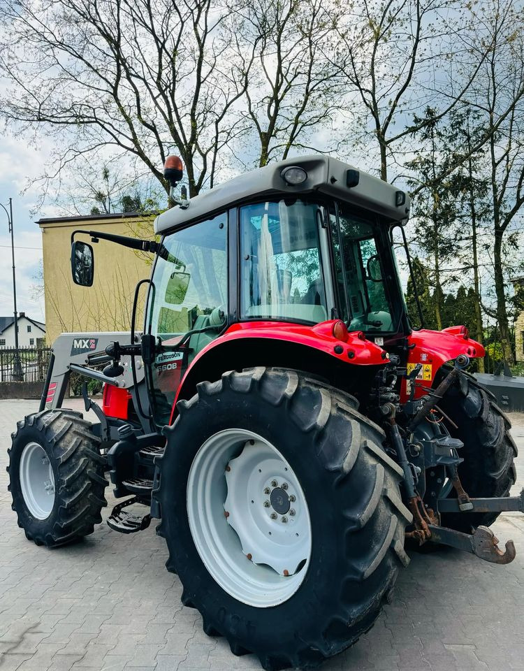 Massey Ferguson 5608 Dyna 4 - טרקטור חקלאי: תמונה 4 Massey Ferguson 5608 Dyna 4 - טרקטור חקלאי: תמונה 4