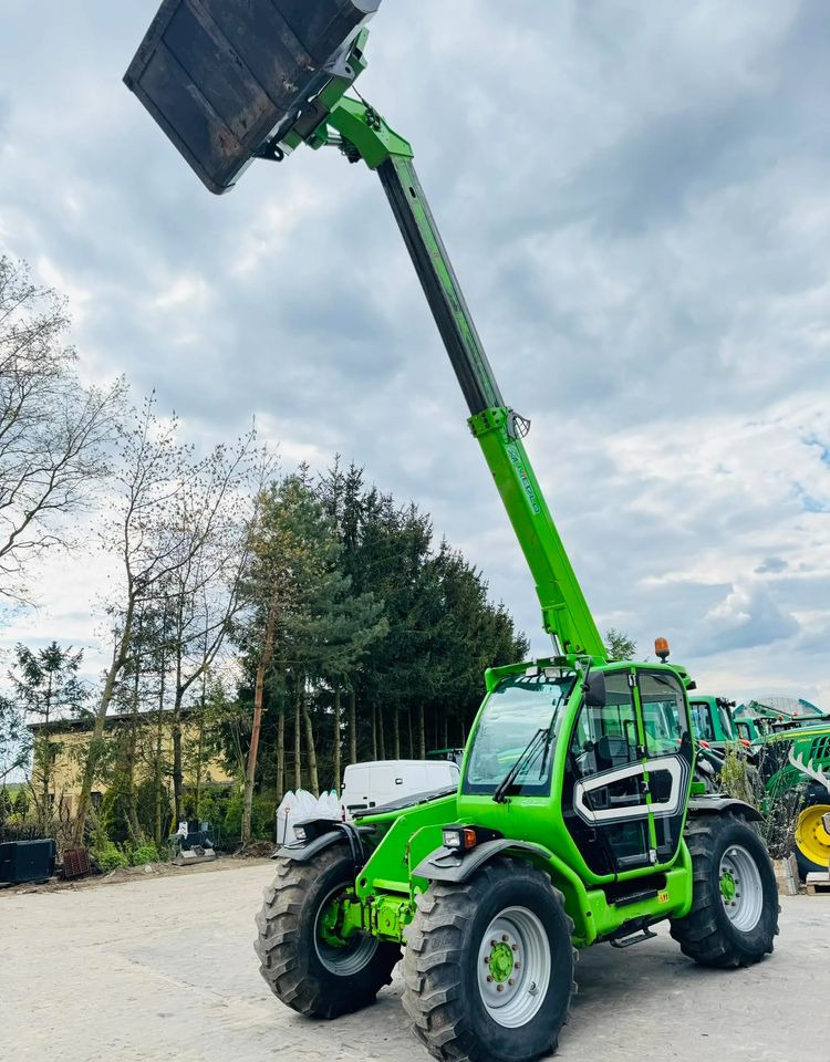 Merlo TF 42.7-156 - מפעיל טלסקופי: תמונה 4 Merlo TF 42.7-156 - מפעיל טלסקופי: תמונה 4