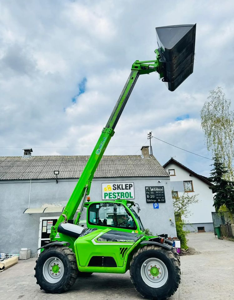 Merlo TF 42.7-156 - מפעיל טלסקופי: תמונה 1 Merlo TF 42.7-156 - מפעיל טלסקופי: תמונה 1