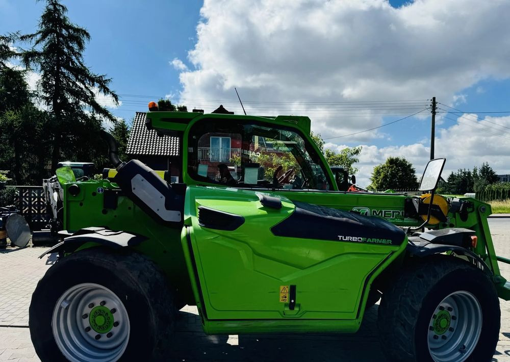 Merlo TF42.7 CS - מפעיל טלסקופי: תמונה 3 Merlo TF42.7 CS - מפעיל טלסקופי: תמונה 3