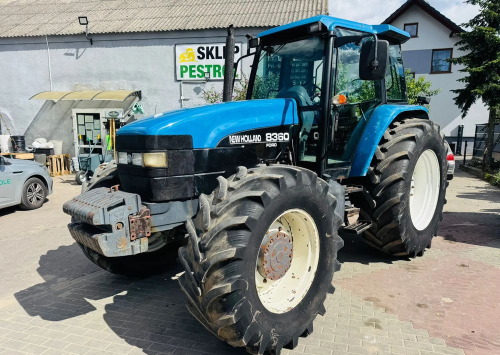 New Holland 8360 - טרקטור חקלאי: תמונה 1 New Holland 8360 - טרקטור חקלאי: תמונה 1
