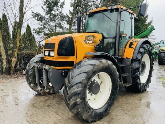 Renault ARES 826 RZ - טרקטור חקלאי: תמונה 1 Renault ARES 826 RZ - טרקטור חקלאי: תמונה 1