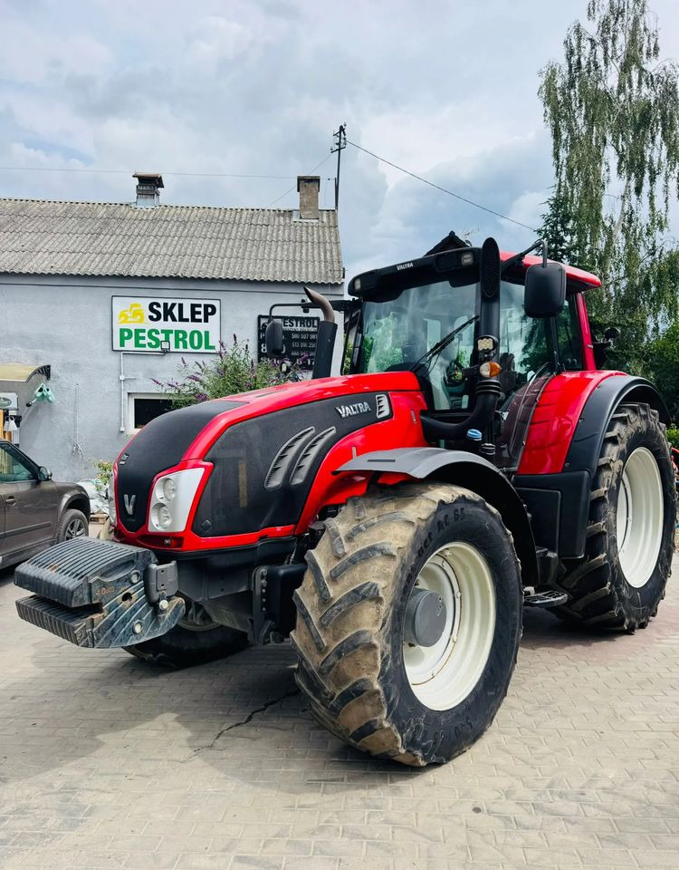 Valtra T213 Versu Unlimited - טרקטור חקלאי: תמונה 1 Valtra T213 Versu Unlimited - טרקטור חקלאי: תמונה 1