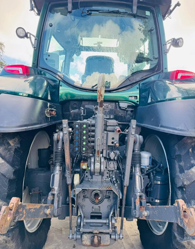 Valtra T214 Versu - טרקטור חקלאי: תמונה 3 Valtra T214 Versu - טרקטור חקלאי: תמונה 3