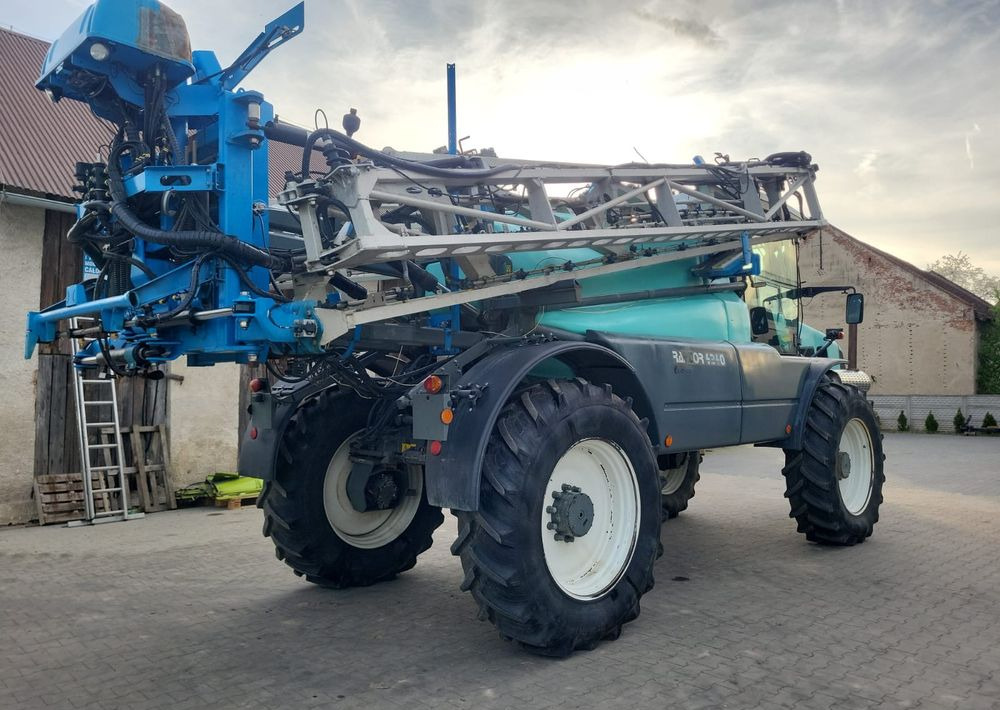 Berthoud Raptor 4240 - מרסס: תמונה 4 Berthoud Raptor 4240 - מרסס: תמונה 4