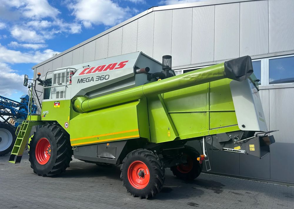 Claas Mega 360 - מקצרת קומבינה: תמונה 2 Claas Mega 360 - מקצרת קומבינה: תמונה 2