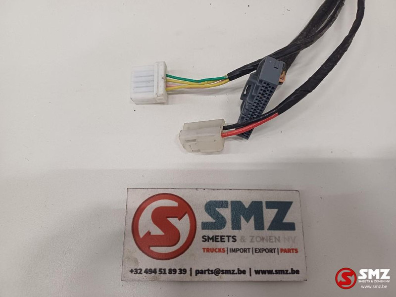 Caterpillar Air Conditioning Evaporation wire harness Caterpil - כבלים/ רתמת חוט עבור משאית: תמונה 3 Caterpillar Air Conditioning Evaporation wire harness Caterpil - כבלים/ רתמת חוט עבור משאית: תמונה 3