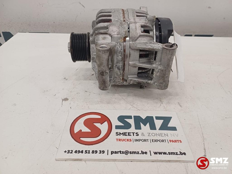 Caterpillar Alternator Caterpillar - אלטרנטור עבור ציוד לטיפול בחומרים: תמונה 2 Caterpillar Alternator Caterpillar - אלטרנטור עבור ציוד לטיפול בחומרים: תמונה 2