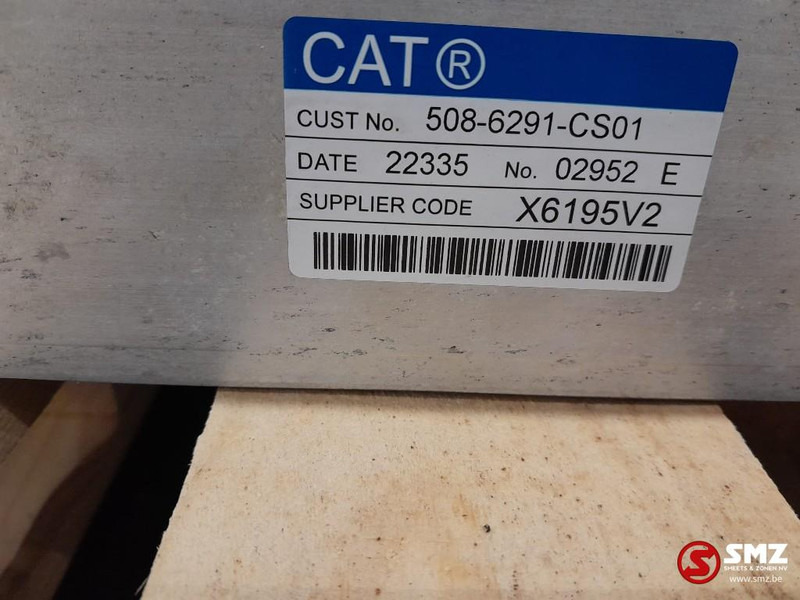 Caterpillar Radiator + hydraulic oil cooler Caterpillar - רדיאטור עבור ציוד לטיפול בחומרים: תמונה 5 Caterpillar Radiator + hydraulic oil cooler Caterpillar - רדיאטור עבור ציוד לטיפול בחומרים: תמונה 5